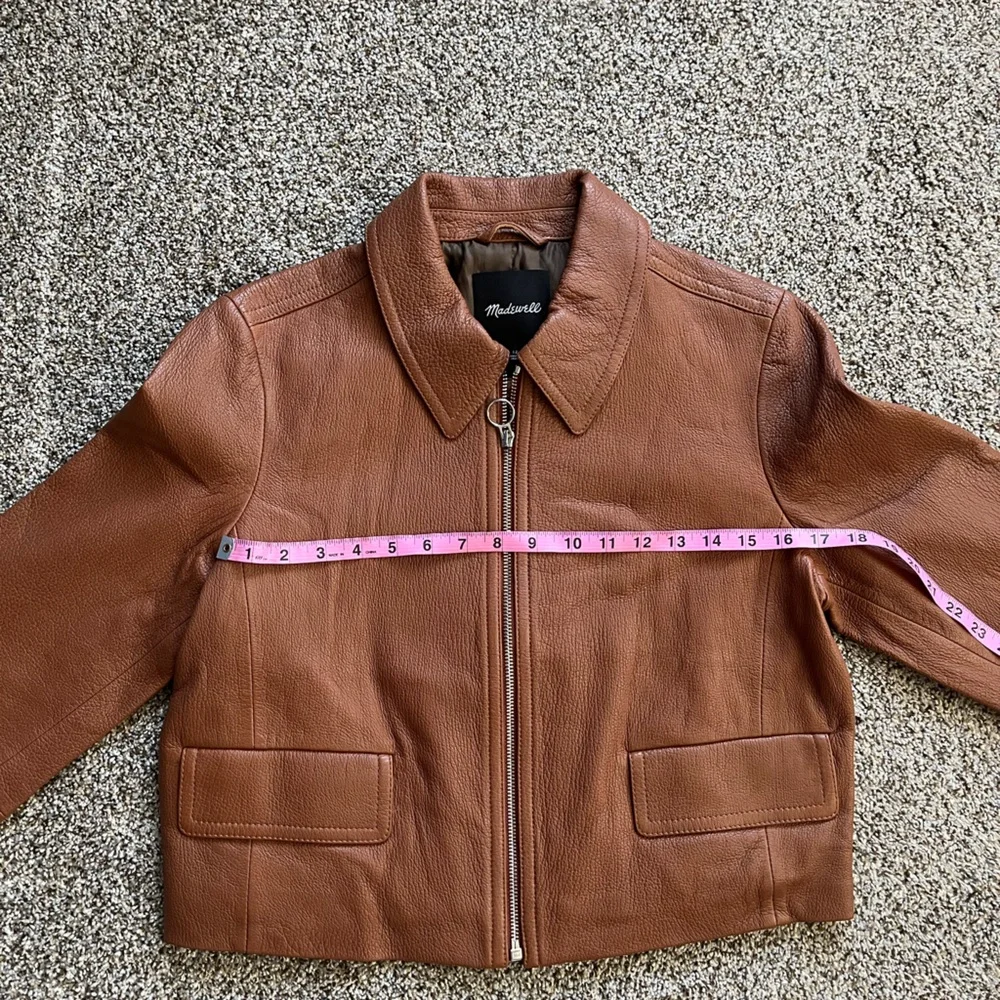Madewell NWT shrunken zip-front leather jacket in cedar - Picture 3 of 11